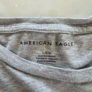 Men’s American Eagle, large gray T-shirt